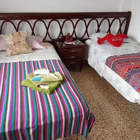 Holiday Home 게스트하우스
