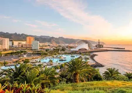 Holiday Home 게스트하우스 산타크루스데 테네리페